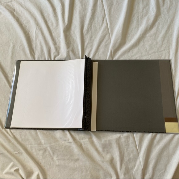 Recollections black and grey paisley scrapbook - Picture 2 of 4